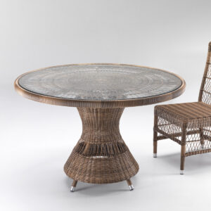 Table Camille round